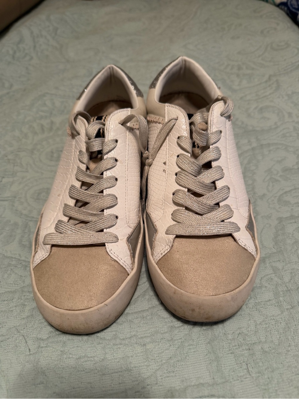 ShuShop Neutral Low-Top Sneakers in Beige and White